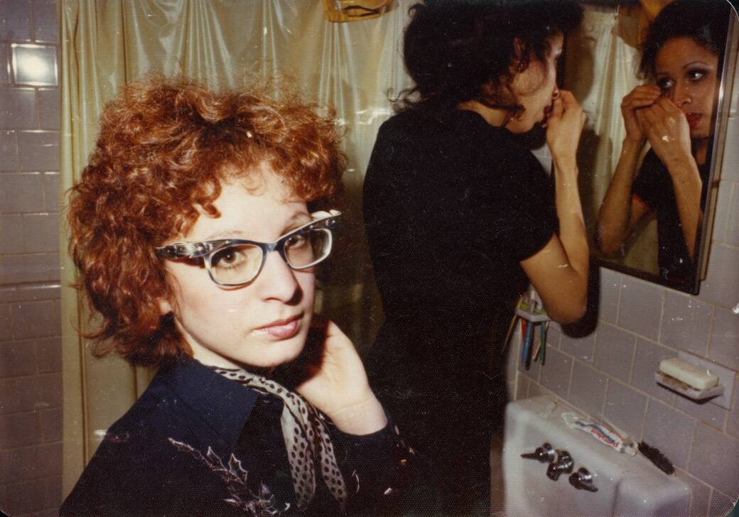 71319-ALL_THE_BEAUTY_AND_THE_BLOODSHED_-_Nan_Golding_Credits_Nan_Goldin_.jpg