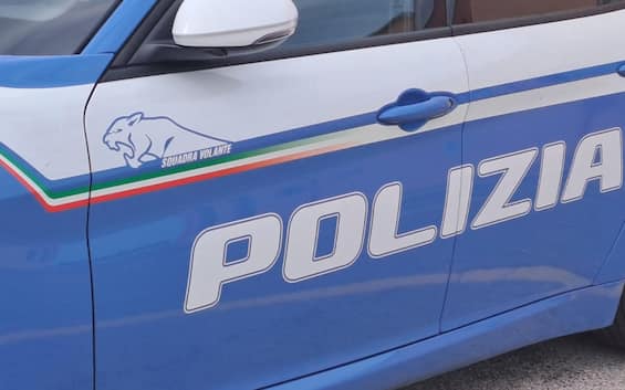 Torino, produceva materiale pedopornografico: arrestato medico di 40 anni