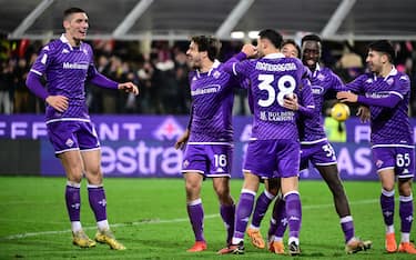 Fiorentina's players celebrate the victory at the end of the Italy Cup soccer match ACF Fiorentina vs Bologna FC at Artemio Franchi Stadium in Florence, Italy, 9 January  2024
ANSA/CLAUDIO GIOVANNINI
