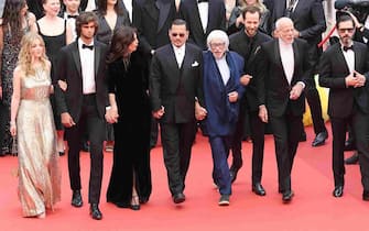 CANNES, FRANCE - MAY 16: (L to R) Pauline Pollmann, Diego Le Fur, Director Maïwenn, Johnny Depp, Pierre Richard, Benjamin Lavernhe, Pascal Greggory and Melvil Poupaud attend the "Jeanne du Barry" Screening & opening ceremony red carpet at the 76th annual Cannes film festival at Palais des Festivals on May 16, 2023 in Cannes, France. (Photo by Mike Coppola/Getty Images)