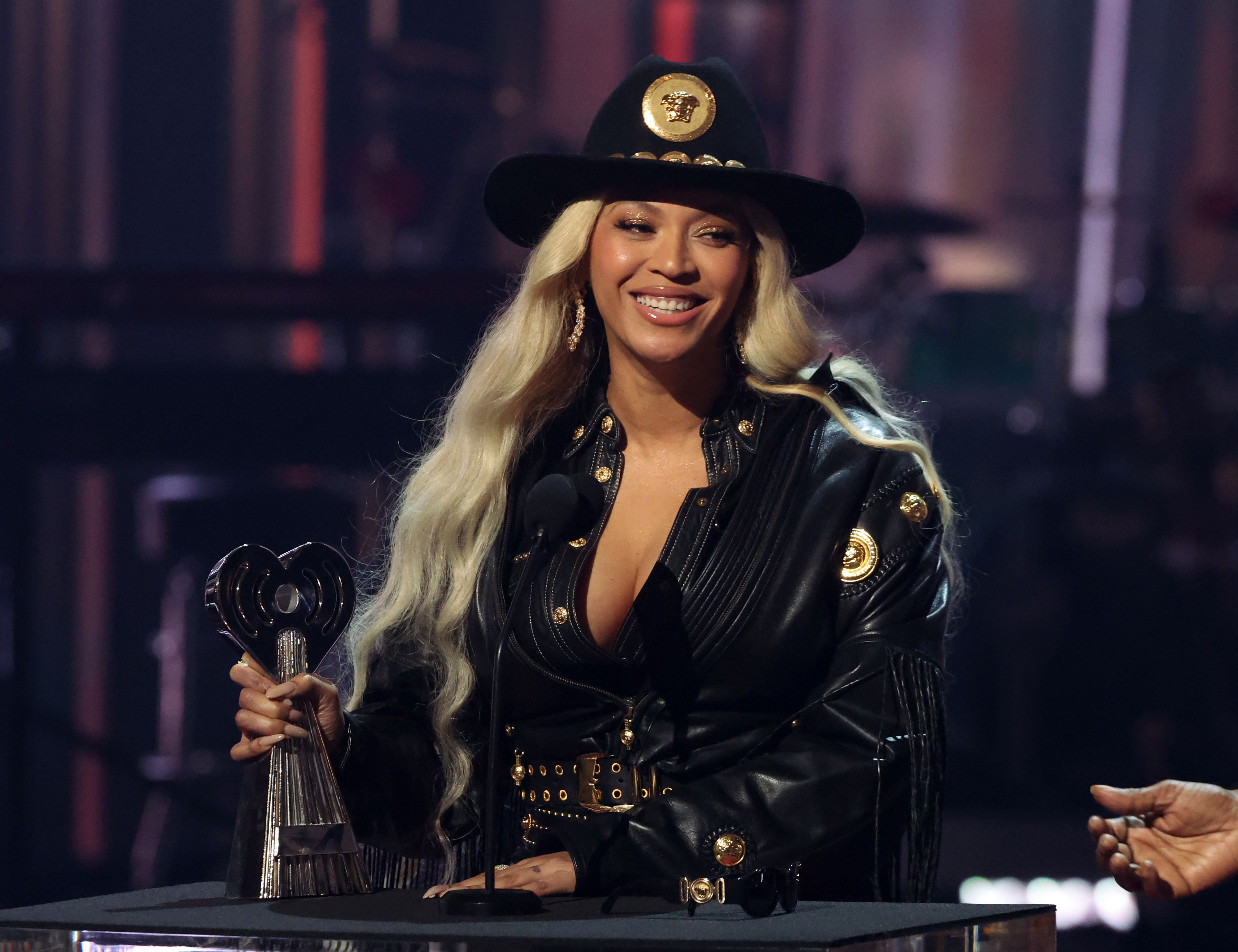 Beyoncé è la più grande popstar del XXI secolo secondo la classifica di ...
