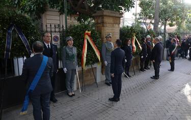 Palermo - PALERMO COMMEMORAZIONE DEL 45ESIMO ANNIVERSARIO DELL'UCCISIONE DI PIERSANTI MATTARELLA  nella foto da sinistra un rappresentante della città metropolitana l'assessore regionale ai beni culturali Francesco Paolo Scarpinato in sostituzione del presidente Renato Schifani e l'assessore e vice sindaco Pietro Cannella in sostituzione del sindaco Lagalla (Palermo - 2025-01-06, Alberto Lo Bianco) p.s. la foto e' utilizzabile nel rispetto del contesto in cui e' stata scattata, e senza intento diffamatorio del decoro delle persone rappresentate