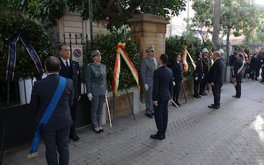 Palermo - PALERMO COMMEMORAZIONE DEL 45ESIMO ANNIVERSARIO DELL'UCCISIONE DI PIERSANTI MATTARELLA nella foto da sinistra un rappresentante della città metropolitana l'assessore regionale ai beni culturali Francesco Paolo Scarpinato in sostituzione del presidente Renato Schifani e l'assessore e vice sindaco Pietro Cannella in sostituzione del sindaco Lagalla (Palermo - 2025-01-06, Alberto Lo Bianco) p.s. la foto e' utilizzabile nel rispetto del contesto in cui e' stata scattata, e senza intento diffamatorio del decoro delle persone rappresentate