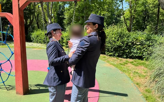 Novara, polizia ritrova bambina di 14 mesi scomparsa da oltre un anno
