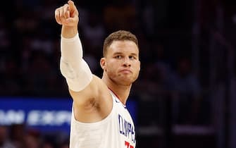 LOS ANGELES, CA - OCTOBER 24:  Blake Griffin #32 of the LA Clippers reacts during the game against the Utah Jazz at the Staples Center on October 24, 2017 in Los Angeles, California.  (Photo by Josh Lefkowitz/Getty Images)