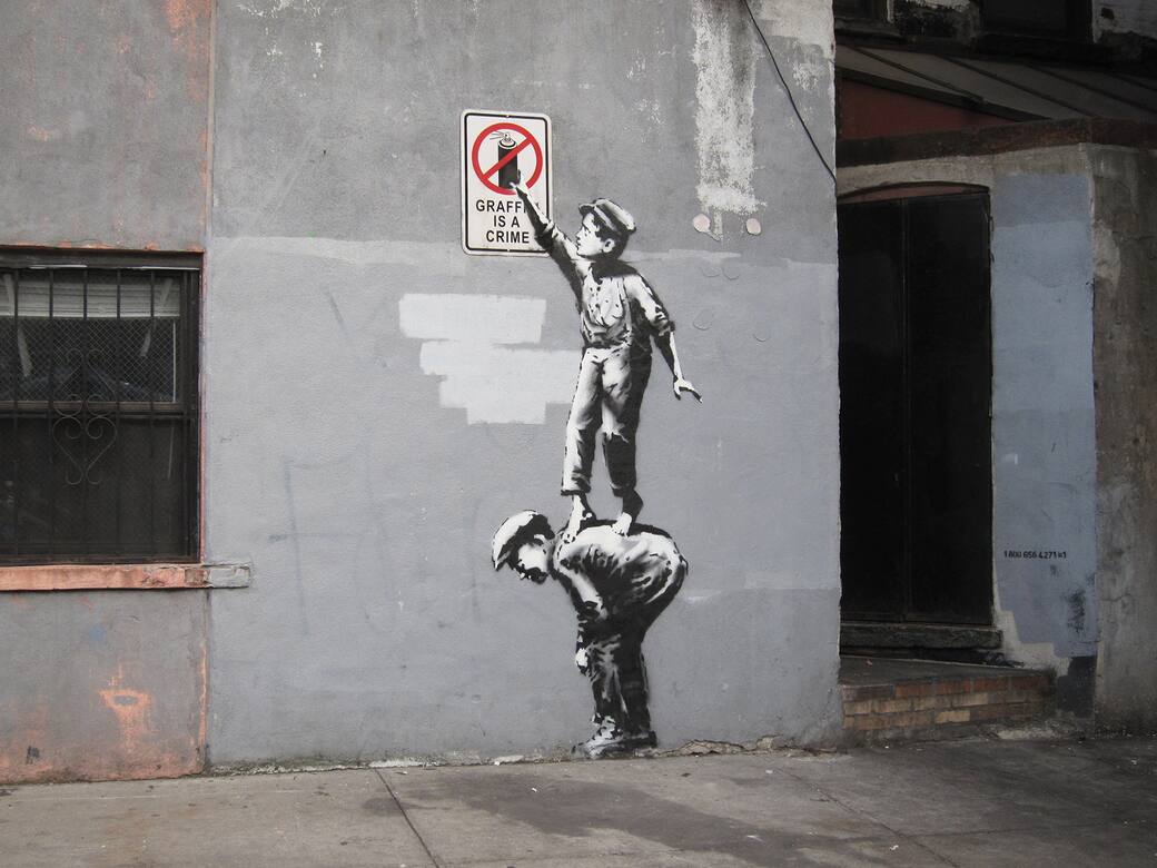 Banksy_New_York_City_NY_USA_2013_Foto_di_Ray_Mock.jpg