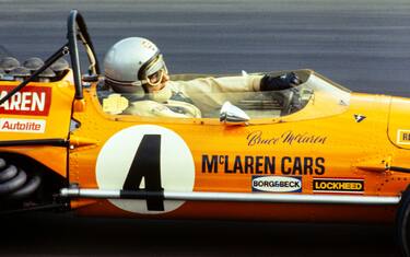 BRUCE MCLAREN: 100 GARE