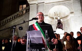 Fiaccolata a Roma per Navalny