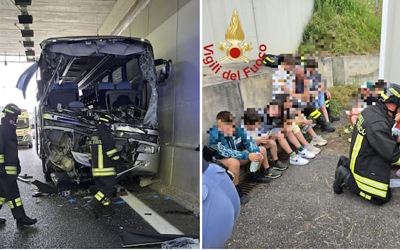 incidente tra camion e scuolabus nel comasco morta una maestra tre feriti