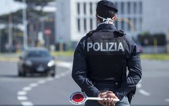Coronavirus, controlli stradali della Polizia di Stato in occasi