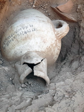 EGYPT ARCHEOLOGY LUXOR LOST GOLDEN CITY