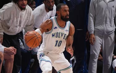 81) MIKE CONLEY (T'WOLVES)