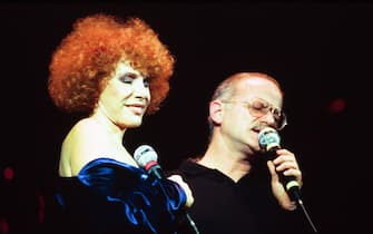 FOTO REPERTORIO - - GINO PAOLI E ORNELLA VANONI ( - 1993-01-31, Ristuccia / GIACOMINOFOTO) p.s. la foto e' utilizzabile nel rispetto del contesto in cui e' stata scattata, e senza intento diffamatorio del decoro delle persone rappresentate (FOTO REPERTORIO - 2024-09-22, Ristuccia / GIACOMINOFOTO) p.s. la foto e' utilizzabile nel rispetto del contesto in cui e' stata scattata, e senza intento diffamatorio del decoro delle persone rappresentate