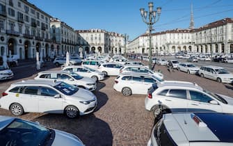 Auto ferme sciopero taxi