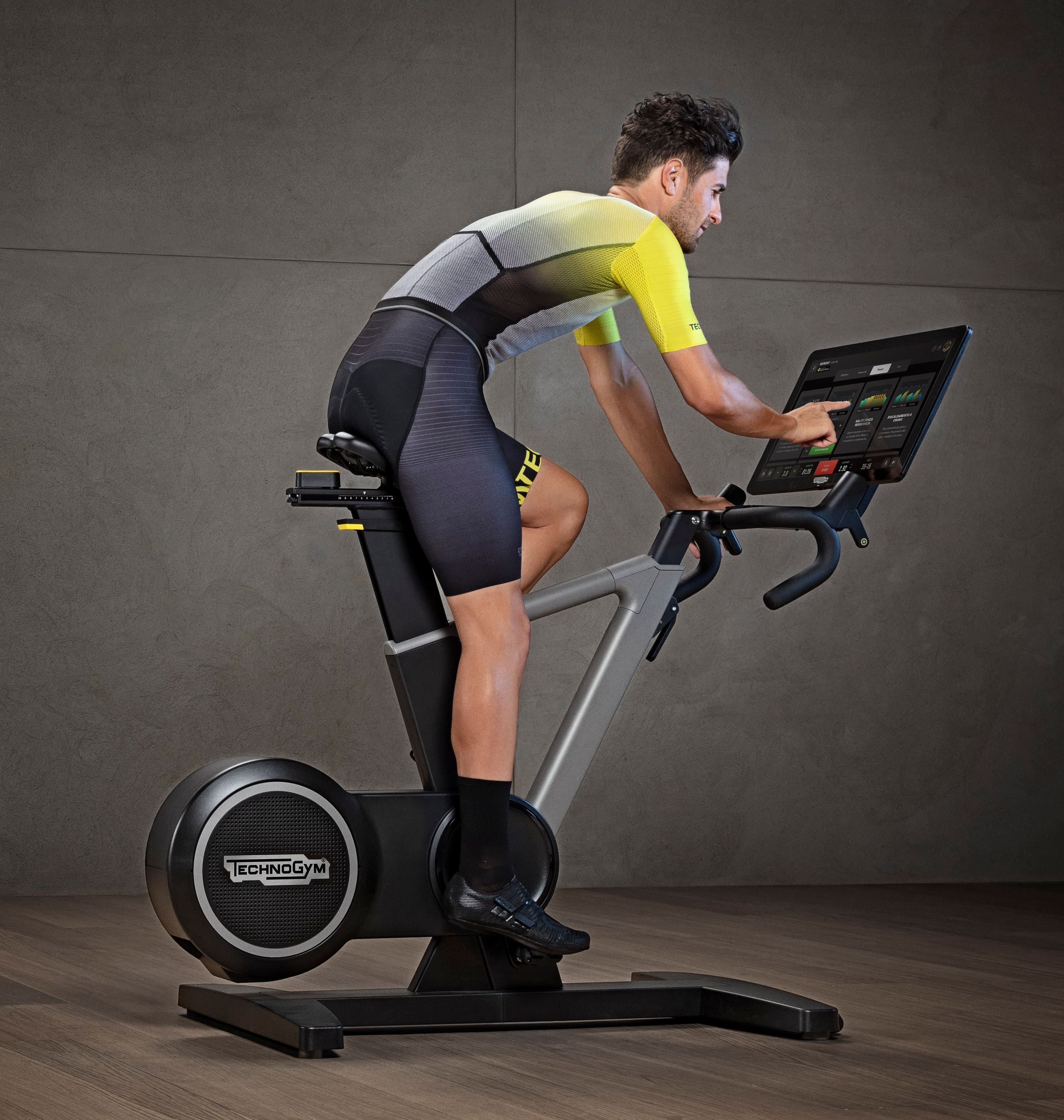 technogym ride