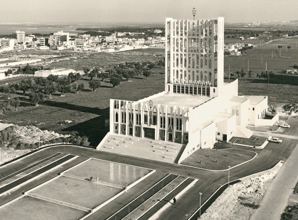 gio_ponti_concattedrale_taranto.jpg