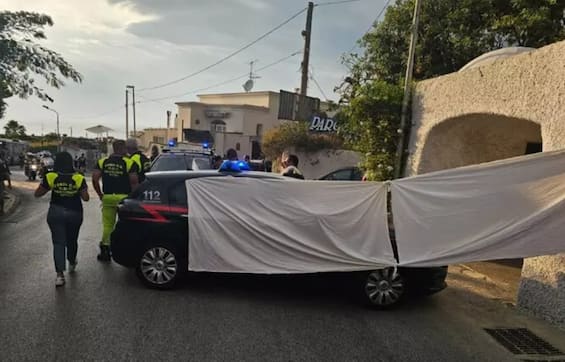 sparatoria a forio d ischia due morti e due feriti gravi