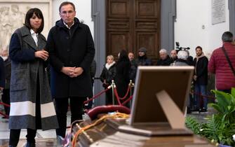 Nunzia De Girolamo e Francesco Boccia alla camera ardente di Maurizio Costanzo all'interno della Protomoteca al Campidoglio, Roma 26 febbraio 2023. 
ANSA/MASSIMO PERCOSSI