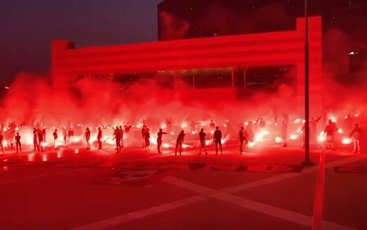 Torciata tifosi Milan