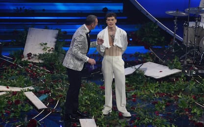 Sanremo 2023, Blanco assolto per le rose. Codacons: "Faremo ricorso"