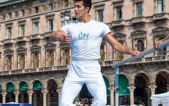 ondance milano roberto bolle piazza duomo ballo in bianco
