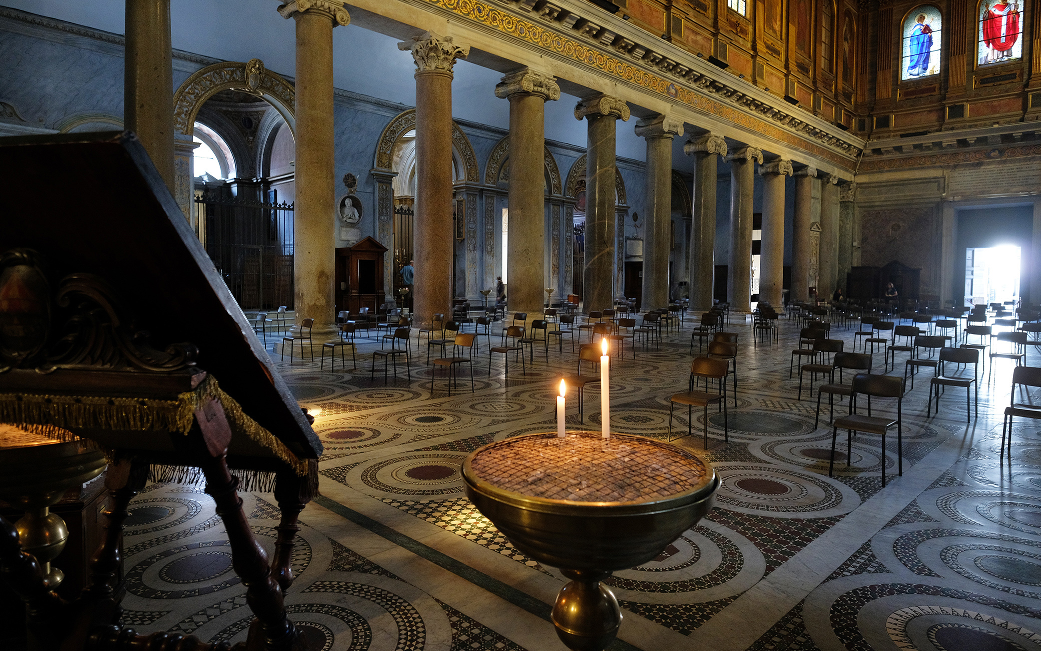 Coronavirus Roma, Fase 2: le chiese potranno celebrare nuovament
