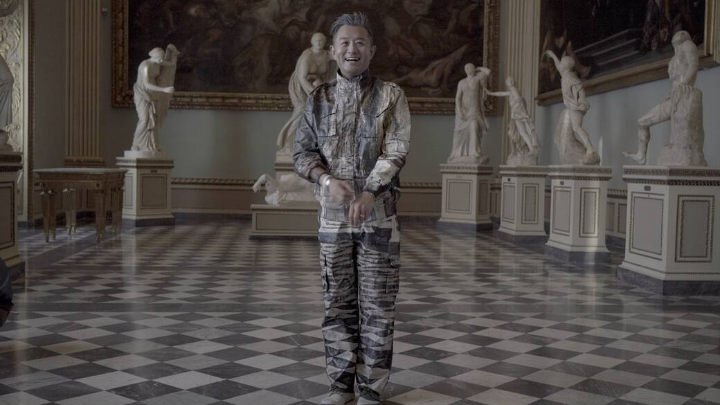 Liu_Bolin._Courtesy_Gallerie_degli_Uffizi.jpg
