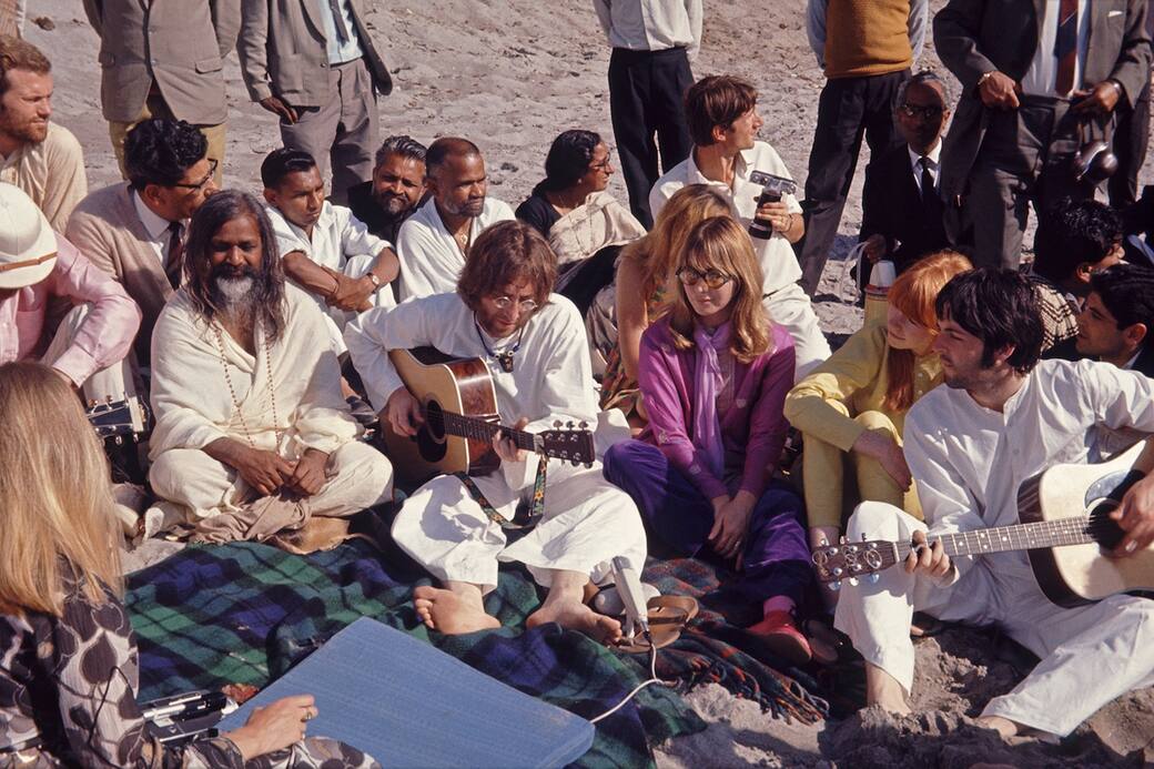 Beatles_concert_for_Maharishi_-_CREDIT_-_Colin_Harrison_-_Avico_.jpg