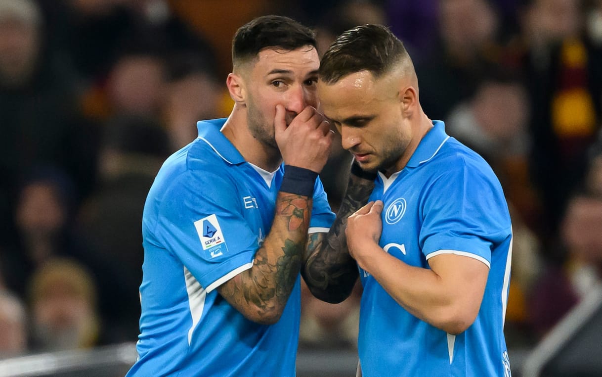 https://static.sky.it/editorialimages/5deaf2fa3862598bdf59b226ed4ef9c25dcb9b0c/skysport/it/calcio/serie-a/video/2025/10/08/napoli-lobotka-politano-infortunio-news-1041972/getty_politano_lobotka_napoli_infortunio.jpg?im=Resize,width=1218