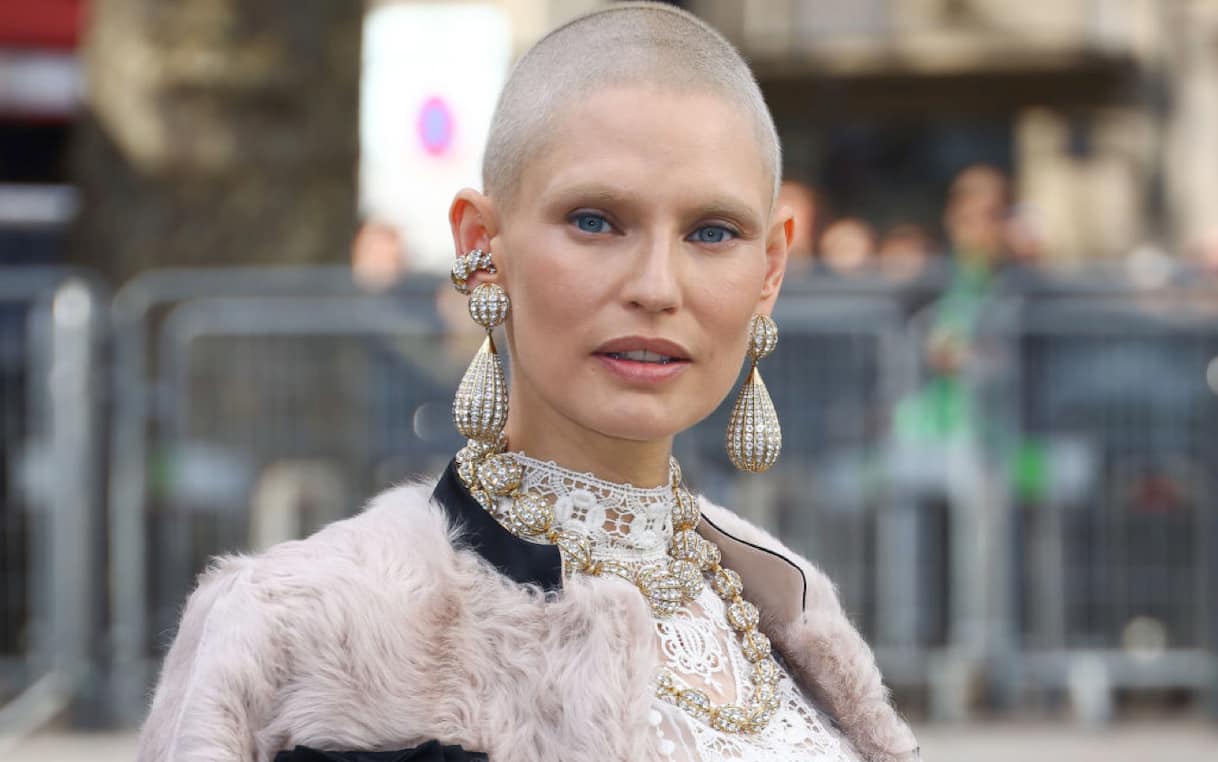 Bianca Balti: 'Un anno fa credevo che sarei morta in ospedale, oggi  festeggio l'essere viva' I Sky TG24