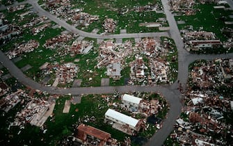 uragao andrew A trailer park in Homestead, Florida, flattened by the force of Hurricane Andrew in 1992.