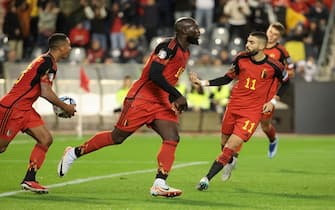 BRUSSELS, BELGIUM - OCTOBER 16: Romelu Lukaku of Belgium celebrates his goal with Yannick Carrasco during the UEFA EURO 2024 European qualifier match between Belgium (Red Devils) and Sweden at King Baudouin Stadium on October 16, 2023 in Brussels, Belgium. (Photo by Jean Catuffe/Getty Images)