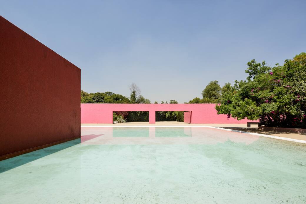 Pool at La Cuadra San Cristóbal. Credit Yannick Wegner. Courtesy of Fundación Fernando Romero