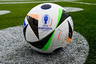 epa10976050 The official match ball of the UEFA Euro 2024 is presented during a special event in Berlin, Germany, 15 November 2023. Germany will host the UEFA Euro 2024 tournament from 14 June to 14 July 2024.  EPA/FILIP SINGER