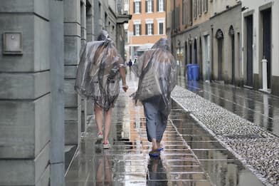 Meteo, inizio settimana tra nubi e piogge sparse: le previsioni