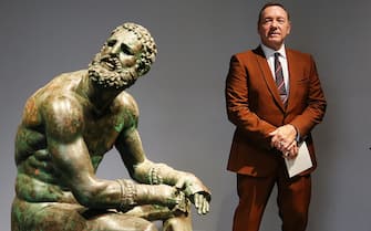 ROME, ITALY - AUGUST 02: Actor Kevin Spacey attends the reading of the event "The Boxer - La nostalgia del poeta" (The Boxer - The nostalgia of the poet) at Palazzo Massimo alle Terme on August 02, 2019 in Rome, Italy. (Photo by Ernesto Ruscio/Getty Images)