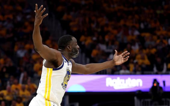 https://static.sky.it/editorialimages/5fa55afb3290f0981939819a199d82cbe3c5543d/skysport/it/nba/video/2025/05/11/green-nba-warriors-timberwolves-fallo-uscita-video/Draymond_Green_Getty_Golden_State_Warriors.jpg?im=Resize,width=565