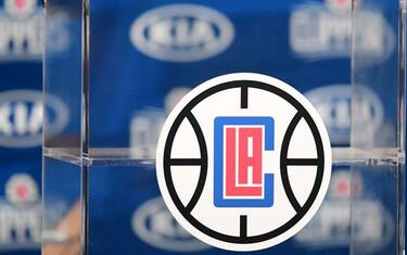 12. LA CLIPPERS: 43-39