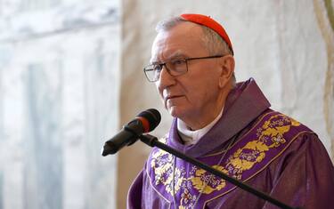 Il cardinale Pietro Parolin durante la Messa di Pasqua,  presso la Farnesina, Roma, 16 aprile 2025, ANSA/VINCENZO LIVIERI