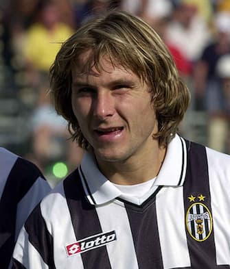 24 Jul 2001:  Pavel Nedved of Juventus in action during the pre-season friendly between Val D''Aosta and Juventus.  DIGITAL IMAGE Mandatory Credit: Grazia Neri/ALLSPORT