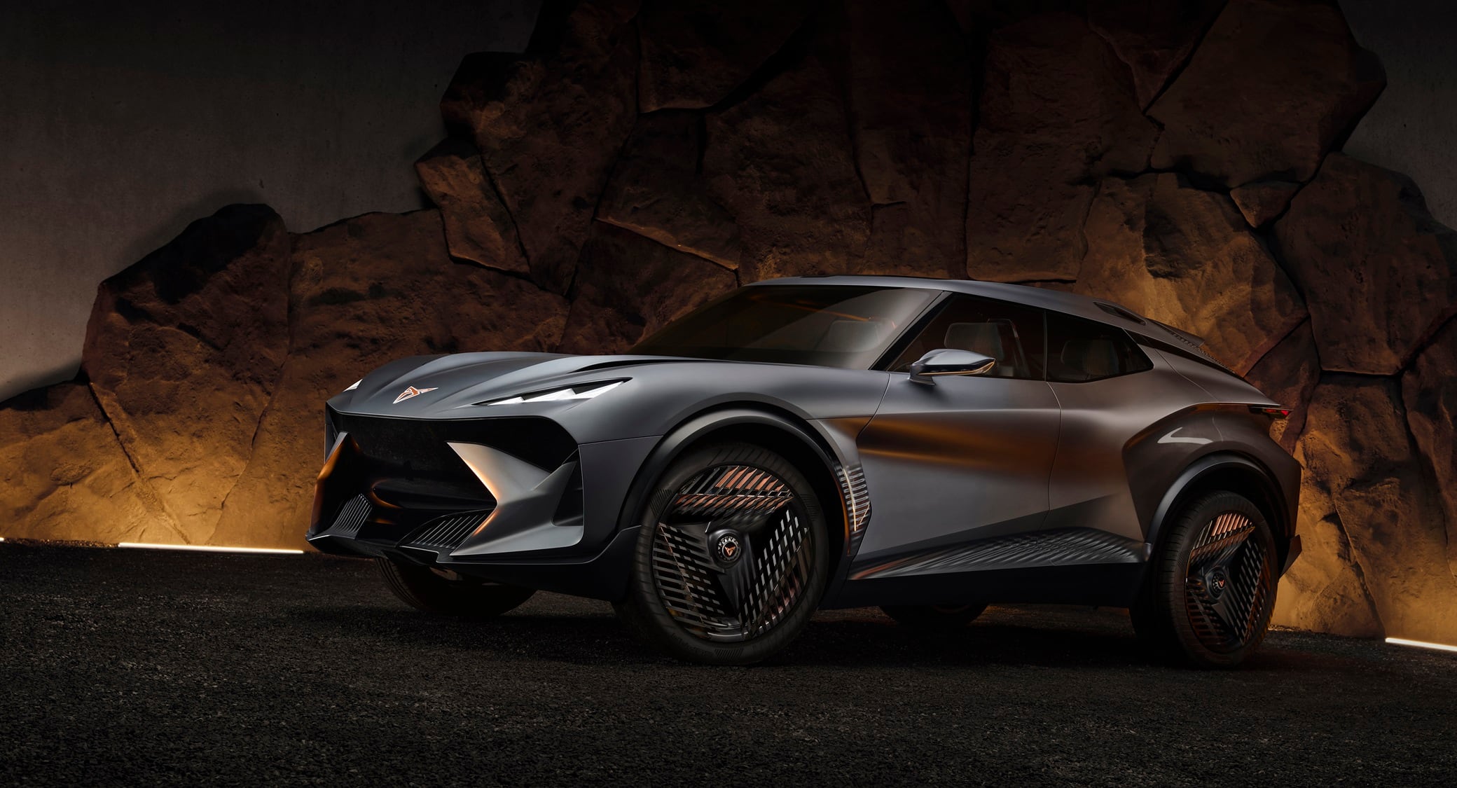 La nuova Cupra Tendaya, concept car della casa spagnola