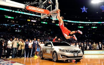 LOS ANGELES, CA - FEBRUARY 19:  Blake Griffin #32 of the Los Angeles Clippers dunks the ball over a car in the final round of the Sprite Slam Dunk Contest apart of NBA All-Star Saturday Night at Staples Center on February 19, 2011 in Los Angeles, California. NOTE TO USER: User expressly acknowledges and agrees that, by downloading and or using this photograph, User is consenting to the terms and conditions of the Getty Images License Agreement.  (Photo by Kevork Djansezian/Getty Images)