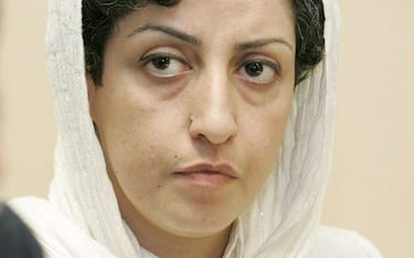 epa08729275 (FILE) - Iranian Narges Mohammadi, center for Human Rights Defenders, during a press conference on the Assessment of the Human Rights Situation in Iran, at the UN headquarters in Geneva, Switzerland, 09 June 2008 (reissued 08 October 2020). Al Jazeera on 08 October 2020 said Mohammadi, 2018 Andrei Sakharov Prize winner, has been released 08 October 2020 after serving 8,5 years in prison of her 10 year sentence for forming what the Iranian authorities called an illegal group.  Mohammadi was arrested in May 2015.  EPA/MAGALI GIRARDIN