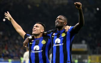 Inter Milan s Marcus Thuram (R)  jubilates with his teammate Lautaro Martinez after scoring goal of 1 to 0 during the Italian serie A soccer match between Fc Inter  and Roma Giuseppe Meazza stadium in Milan, 29 October 2023.
ANSA / MATTEO BAZZI