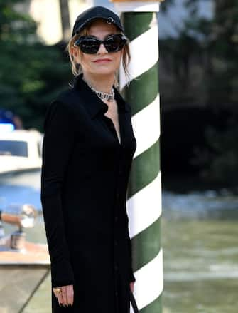 Jury 'Venezia 81' President Isabelle Huppert arrives at the Lido Beach for the Venice International Film Festival, in Venice, Italy, 31 August 2024. The 81st edition of the Venice Film Festival runs from 28 August to 07 September 2024.   ANSA/ETTORE FERRARI 





