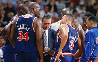 1994:  Head Coach of the New York Knicks Pat Riley talks things over with his players during  an NBA game circa 1994.  NOTE TO USER: User expressly acknowledges and agrees that, by downloading and/or using this Photograph, User is consenting to the terms and conditions of the Getty Images License Agreement. Mandatory Copyright Notice: Copyright 1994 NBAE (Photo by Nathaniel S. Butler/NBAE via Getty Images)