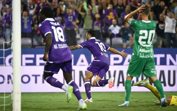 Highlights Fiorentina vs Rapid Vienna 2-0 (Nico Gonzalez 2) - Play