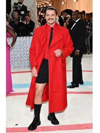 07-pedro-pascal-look-getty - 1