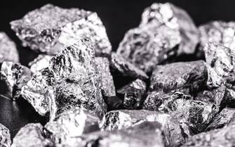 Iridium is a metallic chemical element belonging to the class of transition metals, silver. Used in high strength alloys that can withstand high temperatures