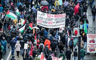 Manifestazione dei gruppi ambientalisti e No Tav per protestare contro il G7 sull'ambiente in svolgimento a Venaria Reale. Torino 28 aprile 2024 ANSA/TINO ROMANO
